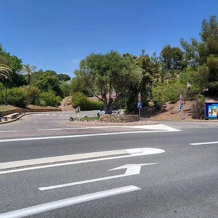 St Raphael - Cap Esterel Location Colette * Saint-Raphael (Var)